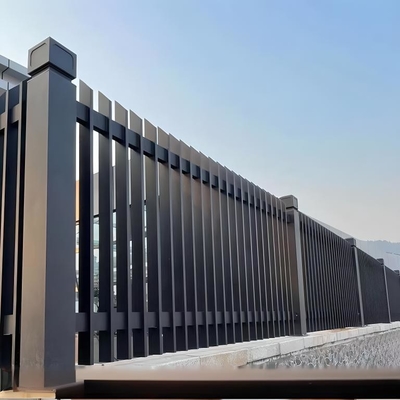 Bar di struttura in alluminio personalizzato Balcony Privacy Recinzione Profilo Louver Recinzione orizzontale