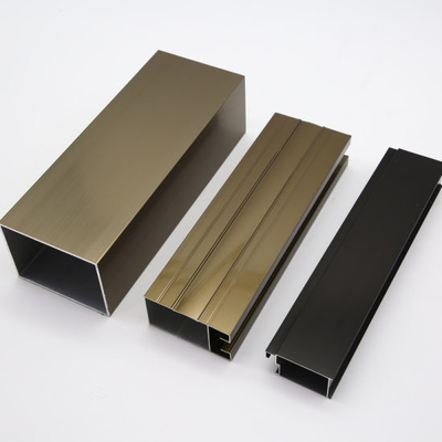 Profili in alluminio per finestre e porte della serie 6000 con finitura superficiale rivestita in polvere