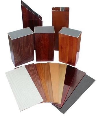 6063 T5 Rivestimento in polvere Anodizzante Profili in alluminio a colori di legno per finestre e porte Certificato ISO
