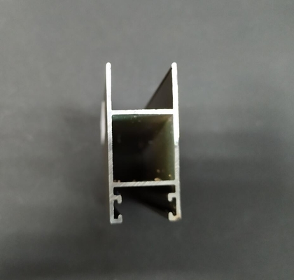Profili in alluminio 6063 T5 T6 personalizzati per porte e finestre Spessore 0,8 mm-2,0 mm