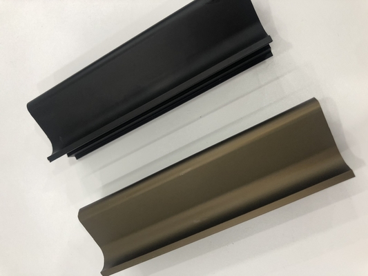 6063 Profili di porte e finestre in bronzo in lega di alluminio per esigenze del cliente 1003 1004