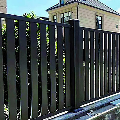 0.30mm--Customized Cutting Villa Balcony Limitazione Righe di manovra Baluster U Canale sistema di ringhiera in alluminio