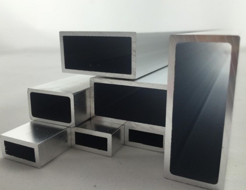 Tubo quadrato in alluminio a temperatura T3-T8 con telaio in alluminio 6063-T5 di Shengxin Supply