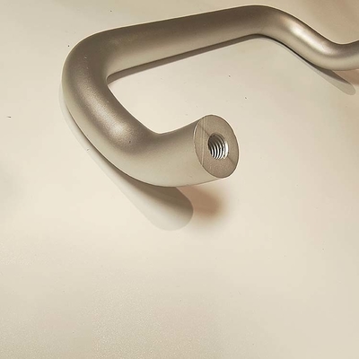 Maniglie per profili in alluminio CNC personalizzate per finestre e porte industriali Temperature T5