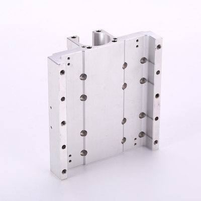 Profilo di alluminio industriale con profili di alluminio CNC personalizzati di grado 6000 serie