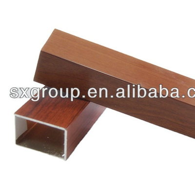 Tubo quadrato in alluminio di colore legno con servizio di saldatura 1.5x0.75mm Spessore personalizzato