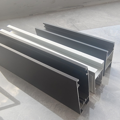 Profili di alluminio anodizzato di grado T3-T8 personalizzabili per cornici di finestre serie 6000
