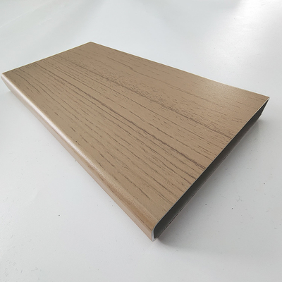 Profili di estrusione in alluminio per tubi quadrati a grano di legno personalizzati per materiali