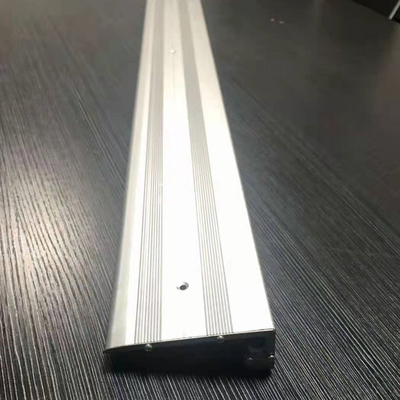 Sensore di illuminazione delle scale Luce a LED con profili di estrusione in alluminio e materiale in lega