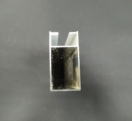 Composizione chimica Profili in lega di alluminio per porte e finestre Lunghezza 5.8-6.0M
