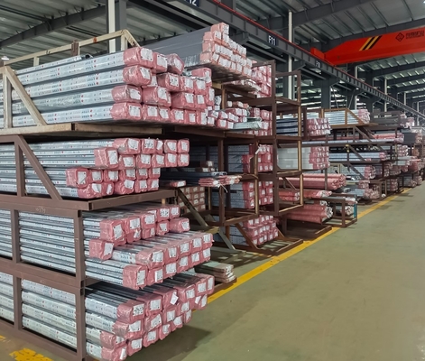 Shengxin Window Frame Extrusion Profile in alluminio con grano di legno lunghezza 5,8-6,0M