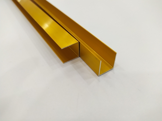 Profili di alluminio personalizzati Profili di canale di alluminio anodizzante in oro con T5 Temper