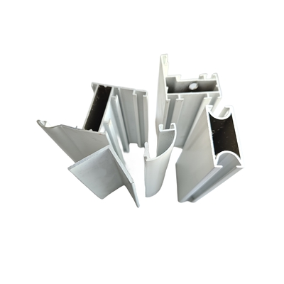 Porta Finestra Foshan Grigio Polvere Rivestimento di alluminio Profili di leghe di estrusione per i paesi dell'Africa occidentale