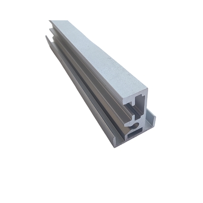 Porta Finestra Foshan Grigio Polvere Rivestimento di alluminio Profili di leghe di estrusione per i paesi dell'Africa occidentale
