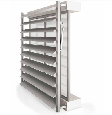 Temperature T3-T8 Pergola di alluminio con tetto regolabile di Shengxin Aluminium