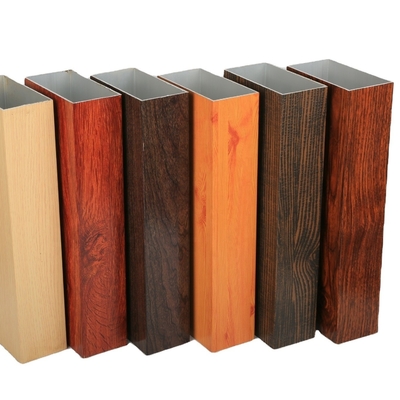 Profili in alluminio a colori di legno per recinzioni in lega o non in lega di grado 6000 serie
