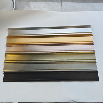 Profili di alluminio a grana di legno rivestiti in polvere anodizzata lucidata spazzolata per porte e finestre