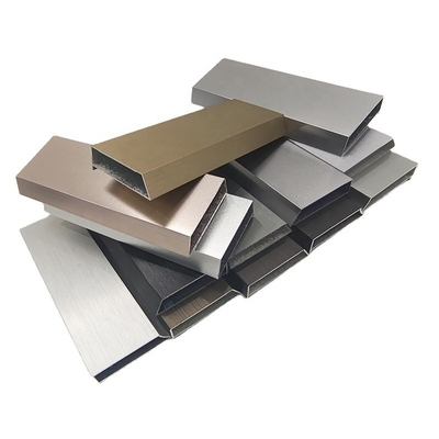 0.8mm-2.0mm Spessore Fresatura 6063 Profilo in alluminio personalizzato per porte e finestre