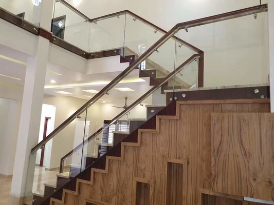 Pavimento montato customizabile di alluminio U Canale di vetro ringhiera per il design senza cornice