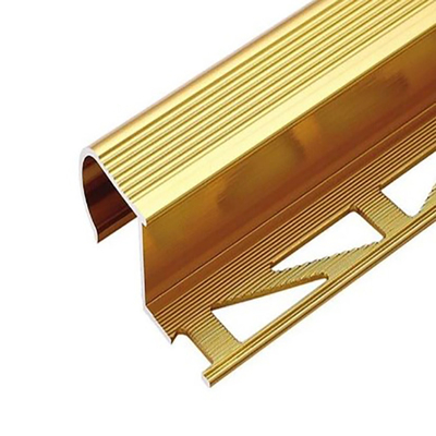 Scala di alluminio per la decorazione del pavimento 5.8-6.0M Lunghezza Perforazione di precisione di processo profondo