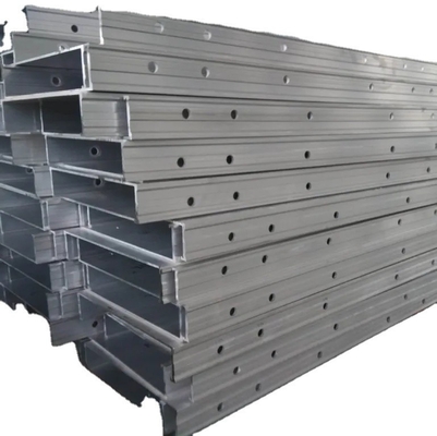 Materiale principale PVC Profilli di alluminio per estrussione della serie 6000 T5 T6 per sistemi di coffratura edilizia