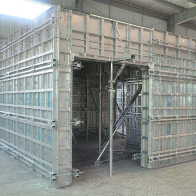 Materiale principale PVC Profilli di alluminio per estrussione della serie 6000 T5 T6 per sistemi di coffratura edilizia