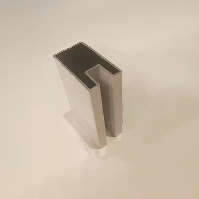 Profili in alluminio T5 T6 6063 personalizzati per armadio in diversi colori