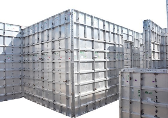 Colore personalizzato Shengxin 6000 Serie Formwork in alluminio per case Profili di estrusione