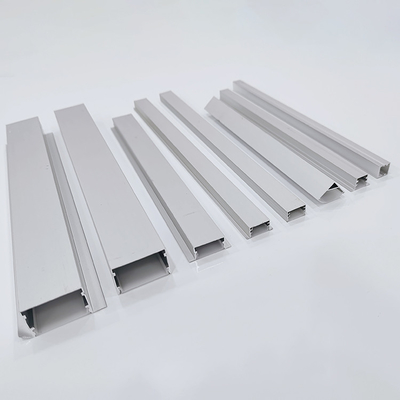Profilo in alluminio personalizzato per specchi LED T3-T8 Temperatura 5,8-6,0M Lunghezza di Shengxin