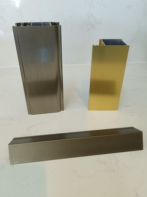 Canali U in alluminio dorato lucidato per profili di fabbricazione di cornici in alluminio 6063-T5