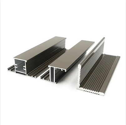 Mercato del Sudafrica Rivestimento in polvere Profili di bronzo in alluminio per finestre e porte