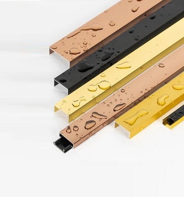 U Profili 5,8 - 6,0 M Lunghezza Spalle in alluminio per il servizio di fresatura nella decorazione degli interni