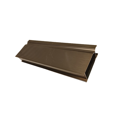 Anodizzare finitura personalizzata 6061 6082 6063 Profili in alluminio oro estruso per finestre