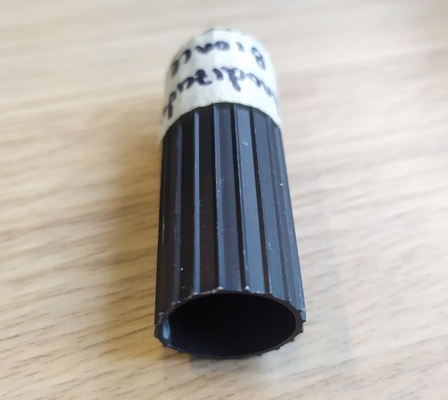 5.8-6.0M Lunghezza Tubi a tenda circolari in alluminio 6063 T5 Anodizzazione in oro è legata