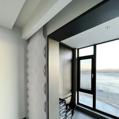 Profilo di telaio di porta in alluminio per finestre e porte Spessore 0.8 mm-2.0 mm Personalizzabile