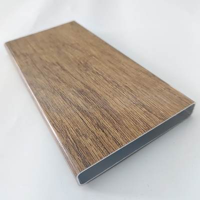 Profili di estrusione di partizioni stampate a grana di legno di alluminio per porte e finestre sono in lega