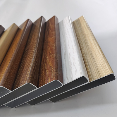 Profili di alluminio per partizioni stampate in legno a grana 3D con servizio di taglio