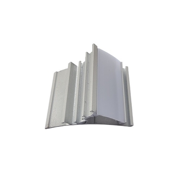 Profili LED di estrusione in alluminio standard con stile di design moderno in lunghezza da 5,8 a 6,0 m