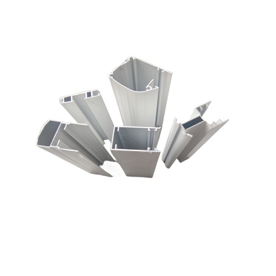 Temper T3-T8 6063 Profili di estrusione in alluminio per porte scorrevoli e finestre personalizzate