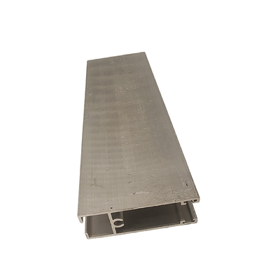 Profili di alluminio anodizzato in argento standard GB per finestre a grano di legno rivestite in polvere su misura