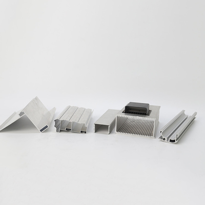 Profili in alluminio CNC per finestre industriali
