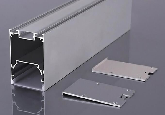 Profili di luce a LED per la personalizzazione della luce a striscia a LED