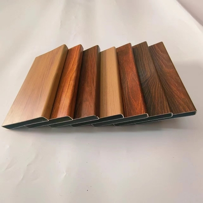 Profili di vetro e porte di alluminio a grana di legno a estruzione su misura per il taglio