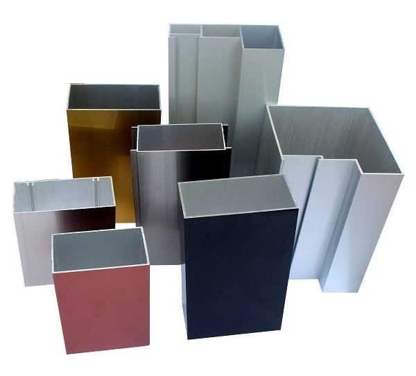 Profilo di alluminio a colori personalizzati per porte e finestre per armadietti di mobili nello standard GB